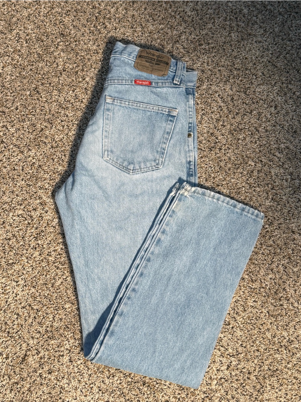 Wrangler Light Blue Men's Straight-Leg Jeans